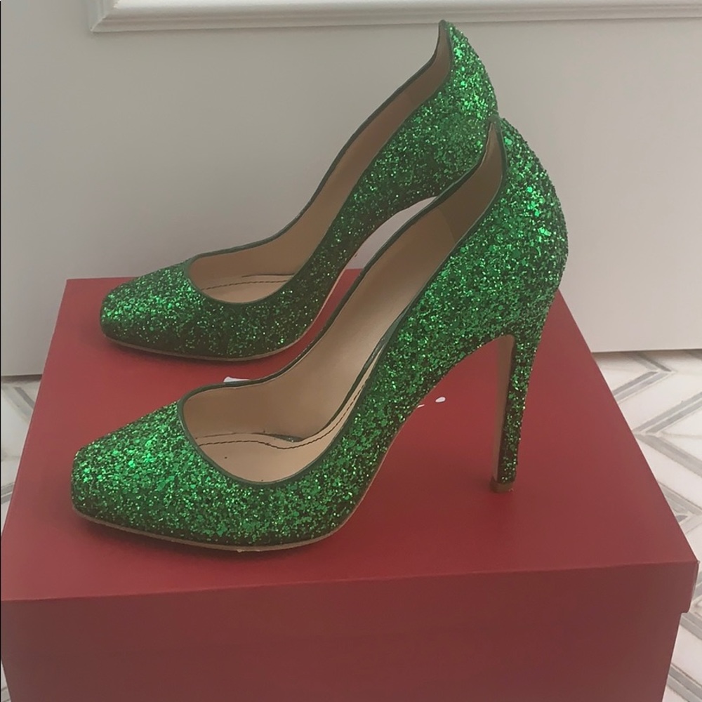 Jerome c. Rousseau green sparkle pumps sz 10.5